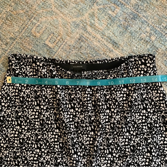 Halogen Skirt - Picture 2 of 3
